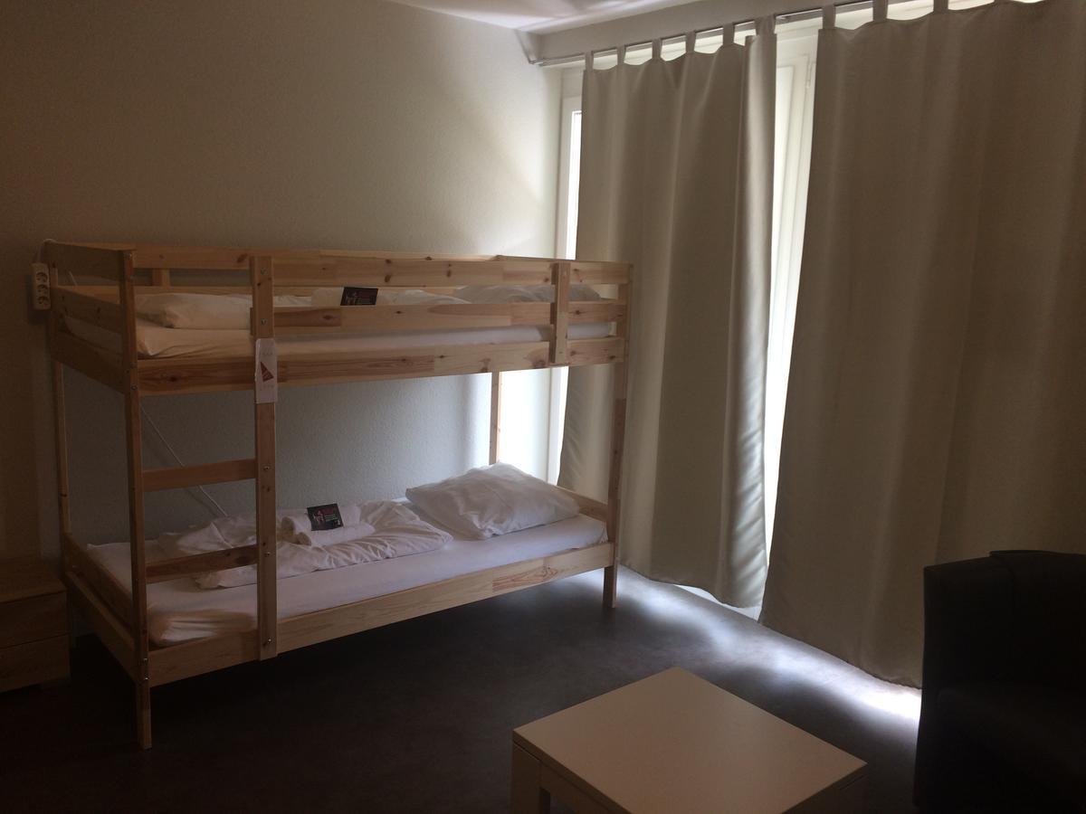 Homeport Hostel Hamburg-Harburg Buitenkant foto